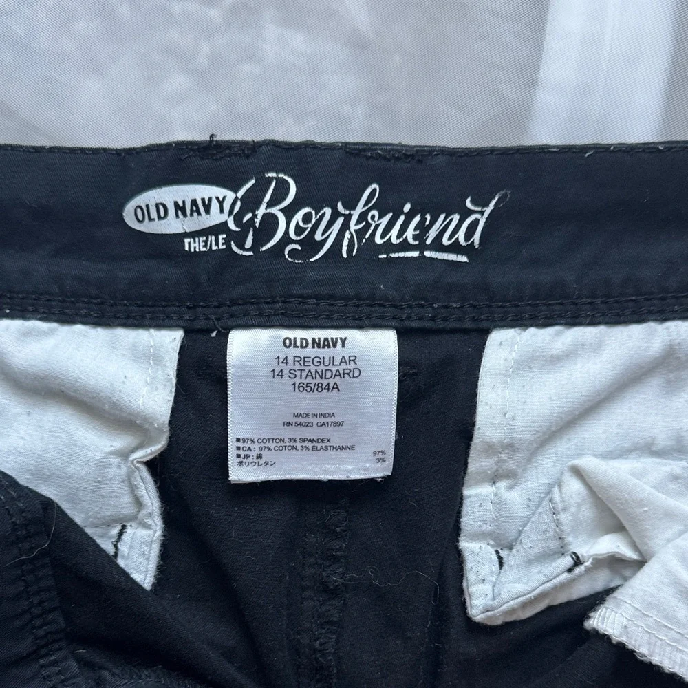 Old Navy Women’s  Black Khakis - Boyfriend Fit - Picture 2 of 7